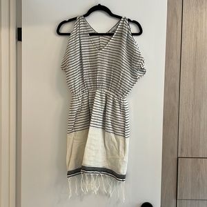 Linen beach bathing suit cover